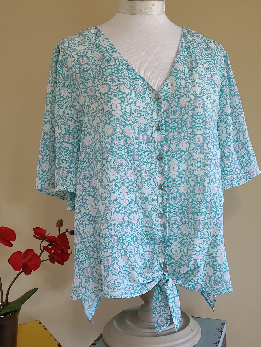 NEW Chaus NY Blouse Top Flutter Sleeve Asymmeyrical Airy Flowy Tie Front Mint XL
